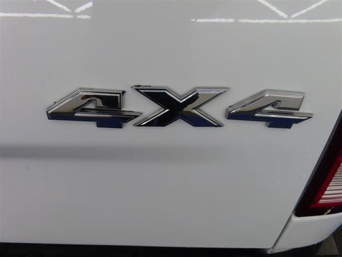 Used 2023 RAM 1500 Classic SLT w/ Trailer & Traction Group AWD/4WD image 9