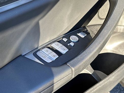 Used 2023 BMW X3 sDrive30i w/ Premium Package image 19