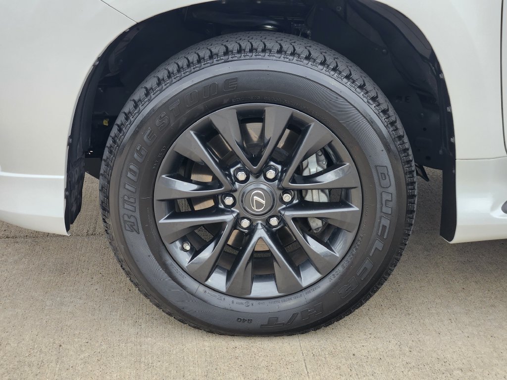 Certified 2023 Lexus GX 460 Premium w/ Premium Package AWD/4WD image 10