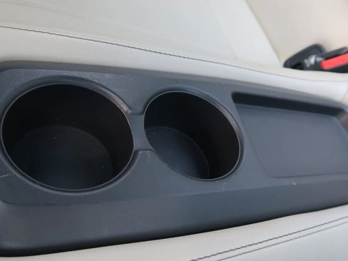 Used 2017 INFINITI Q60 3.0t w/ Cargo Package image 39