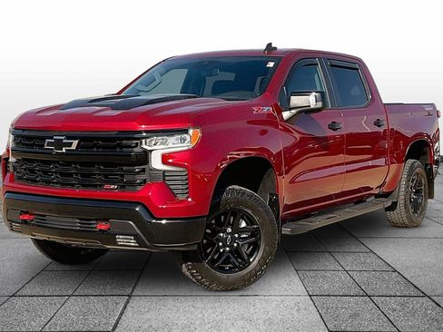 Used 2022 Chevrolet Silverado 1500 LT Trail Boss w/ Convenience Package II image 1