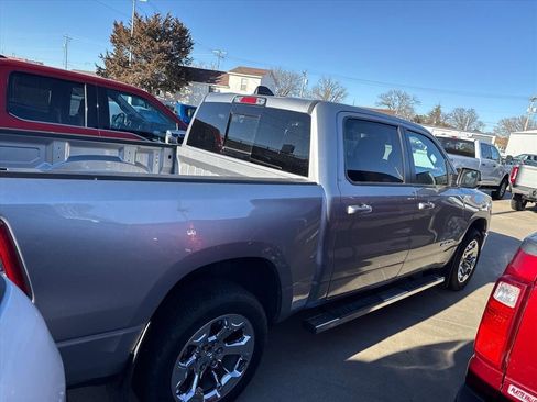 Used 2022 RAM 1500 Big Horn AWD/4WD image 3
