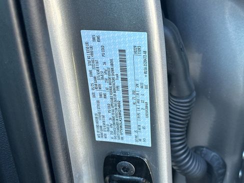 Used 2025 Ford F150 Lightning XLT AWD/4WD image 36