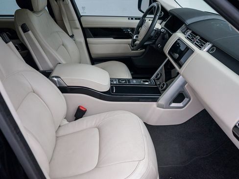 Used 2019 Land Rover Range Rover Long Wheelbase Supercharged image 20