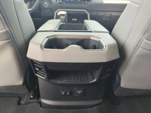 Used 2024 Toyota Tundra Limited AWD/4WD image 15