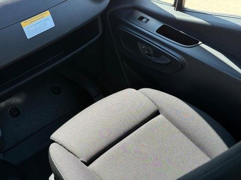 Used 2025 Mercedes-Benz Sprinter 2500 image 12