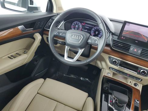 Certified 2023 Audi Q5 2.0T Premium Plus w/ Premium Plus Package image 47