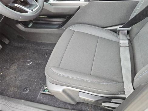 New 2026 Chevrolet Equinox EV LT image 4