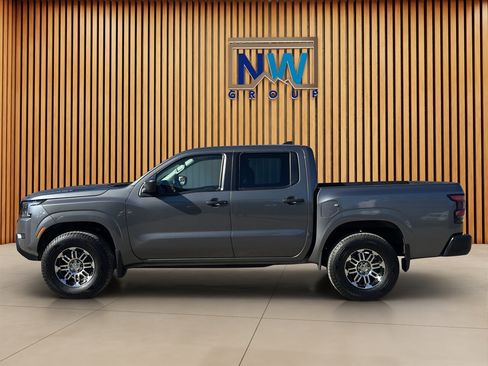 Used 2022 Nissan Frontier S image 30