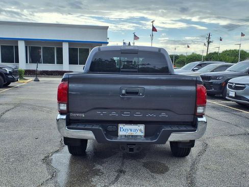 Used 2023 Toyota Tacoma SR5 RWD image 22