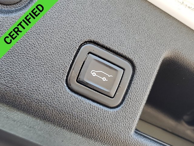 Certified 2021 Chevrolet Equinox Premier w/ Redline Edition FWD image 33