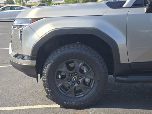 Certified 2025 Lexus GX 550 AWD/4WD image 8