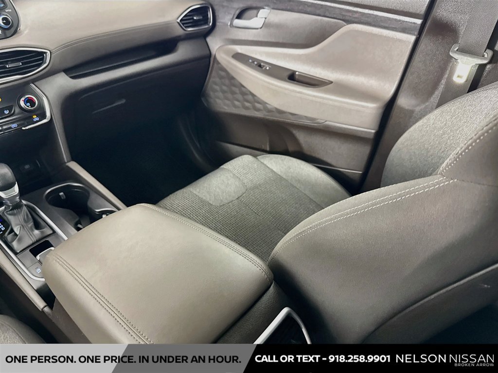 Used 2019 Hyundai Santa Fe SE FWD image 21