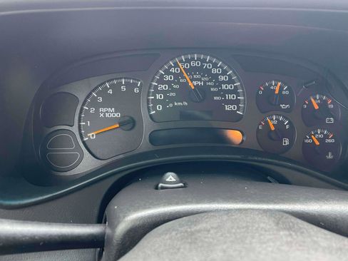 Used 2003 GMC Yukon SLT w/ 1SC Preferred Equipment Group image 10