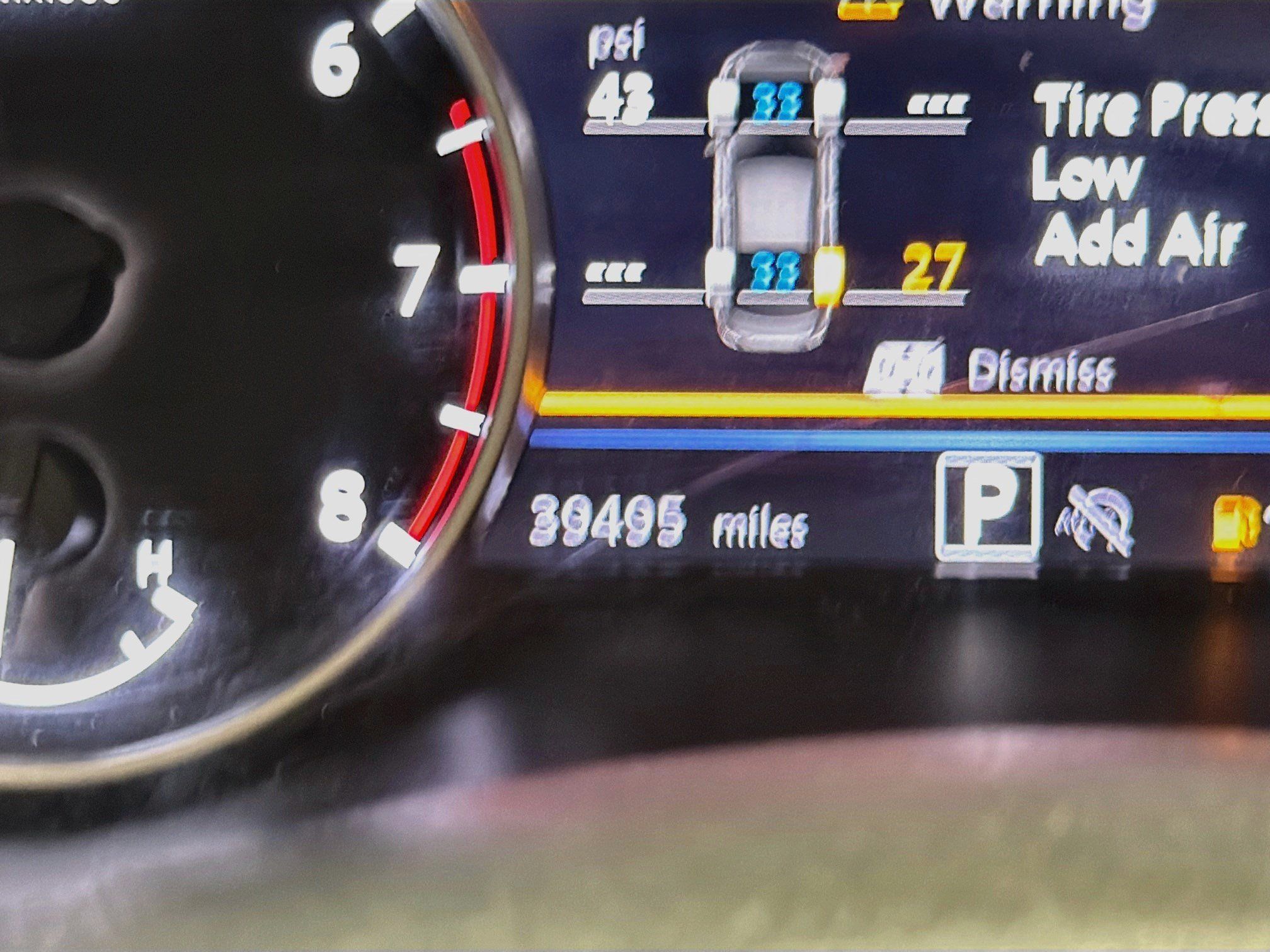 Used 2025 Nissan Sentra SV FWD image 8