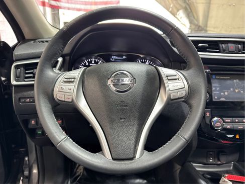 Used 2015 Nissan Rogue SL w/ SL Premium Package image 15