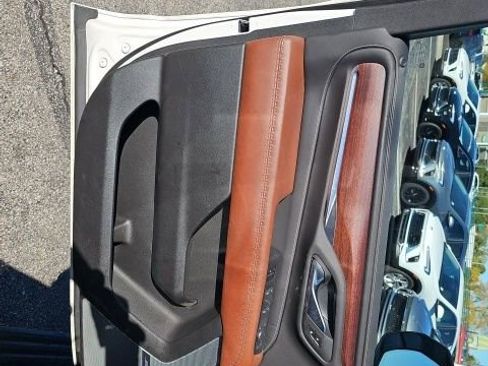 Used 2024 GMC Yukon Denali Ultimate image 24