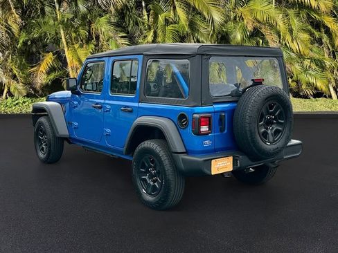 Used 2025 Jeep Wrangler Sport image 7