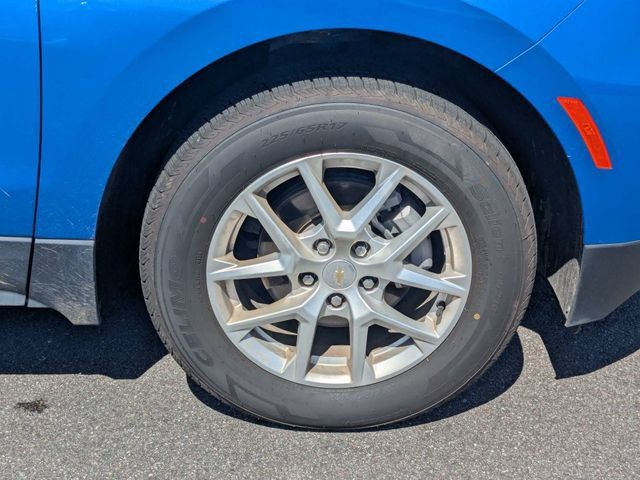 Used 2024 Chevrolet Equinox LT AWD/4WD image 11