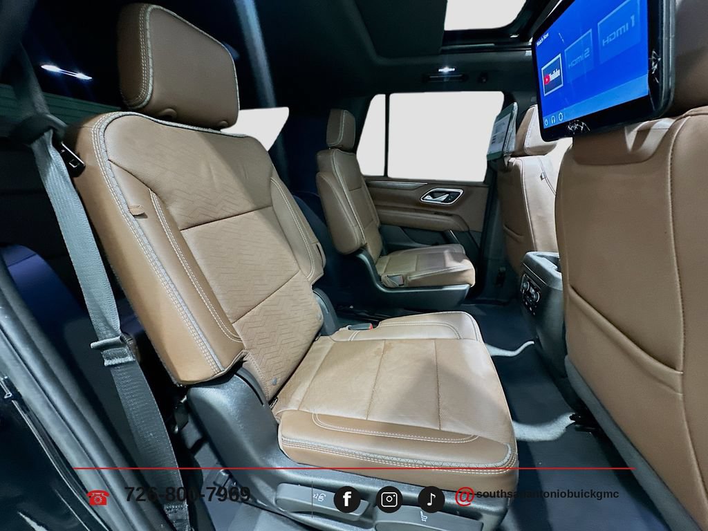Used 2024 Chevrolet Tahoe High Country w/ Advanced Technology Package RWD image 32