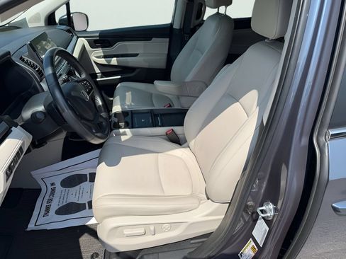 Used 2025 Honda Odyssey EX-L image 18