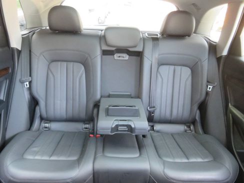 Used 2020 Audi Q5 2.0T Premium w/ Convenience Package AWD/4WD image 22