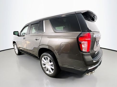 Used 2021 Chevrolet Tahoe High Country w/ Premium Package image 6