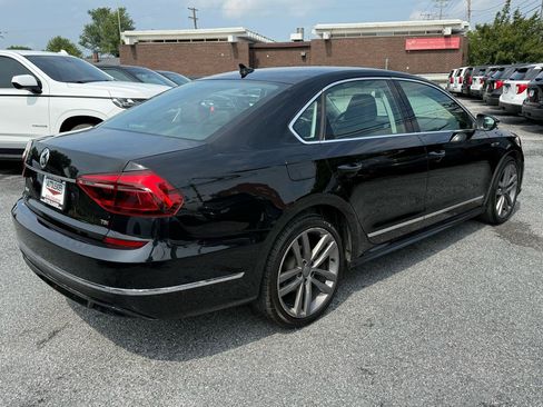 Used 2017 Volkswagen Passat 1.8T R-Line FWD image 5