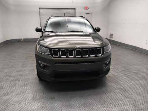 Used 2021 Jeep Compass Latitude w/ Convenience Group FWD image 14