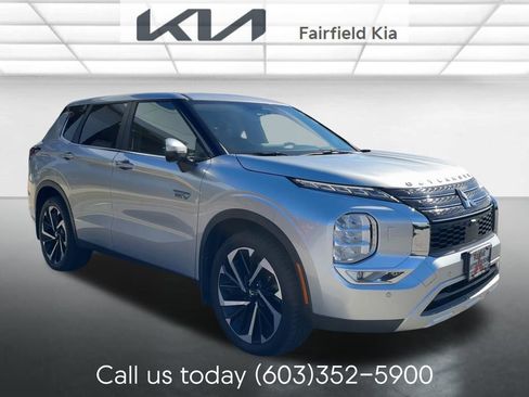 Used 2023 Mitsubishi Outlander SE image 7