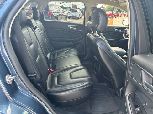 Used 2018 Ford Edge Titanium w/ Cold Weather Package FWD image 20