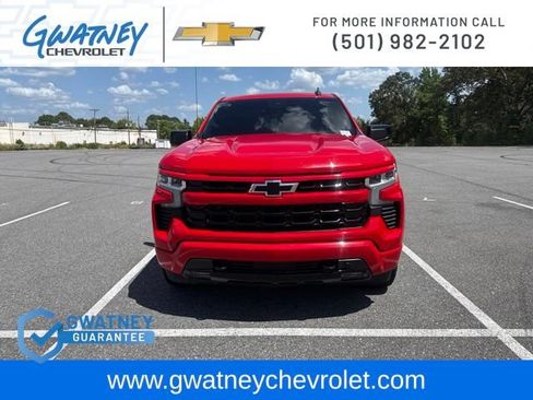 Used 2023 Chevrolet Silverado 1500 RST w/ Convenience Package II AWD/4WD image 2
