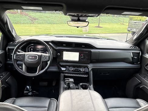 Used 2023 GMC Sierra 1500 AT4X AWD/4WD image 21