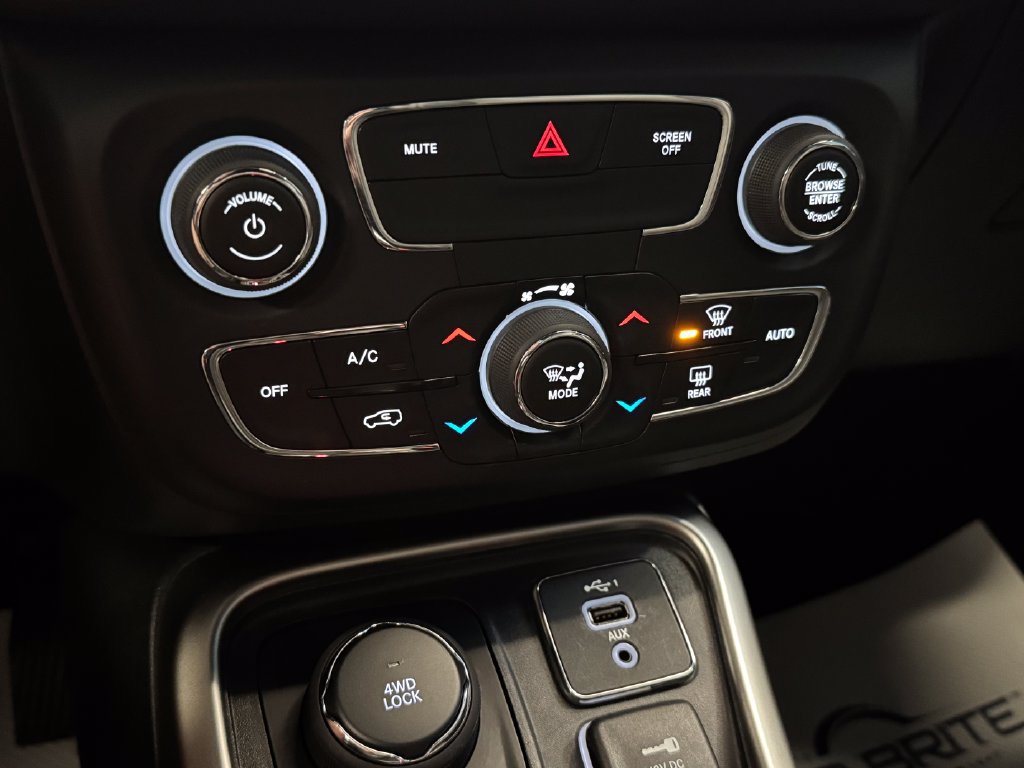 Used 2021 Jeep Compass Latitude AWD/4WD image 15