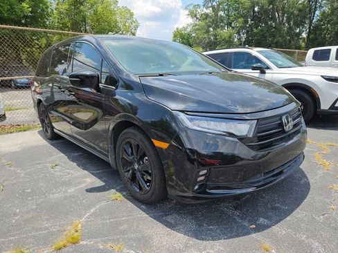 Used 2024 Honda Odyssey Sport image 5