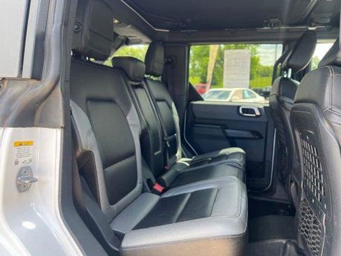 Used 2024 Ford Bronco Black Diamond AWD/4WD image 17