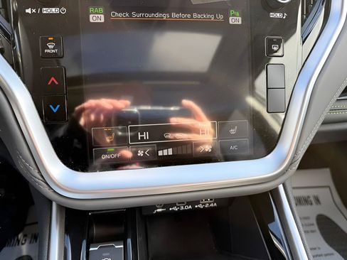 Used 2024 Subaru Outback Onyx Edition image 13