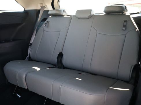 New 2026 Toyota Sienna XLE image 30