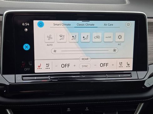New 2026 Volkswagen Atlas SEL Premium R-Line AWD/4WD image 16
