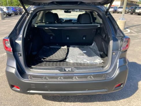 Used 2023 Subaru Outback Onyx Edition AWD/4WD image 8