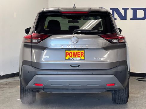 Used 2022 Nissan Rogue SV image 4