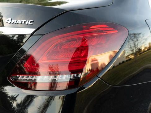 Used 2020 Mercedes-Benz C 300 4MATIC Sedan image 38