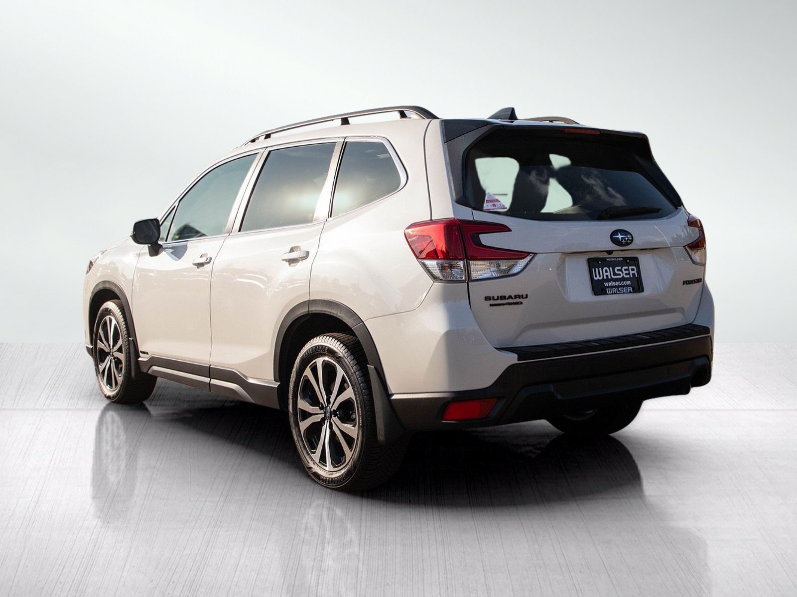 Used 2024 Subaru Forester Limited AWD/4WD image 3