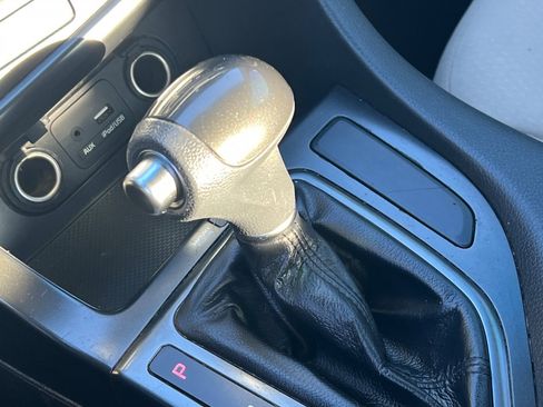 Used 2015 Kia Optima LX image 16