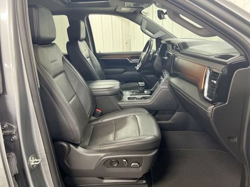 Used 2023 GMC Sierra 1500 Denali AWD/4WD image 23