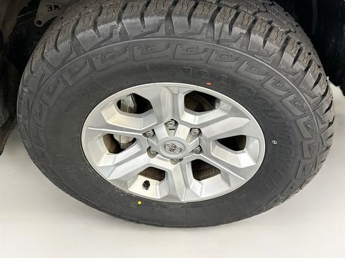 Used 2024 Toyota 4Runner SR5 Premium image 11