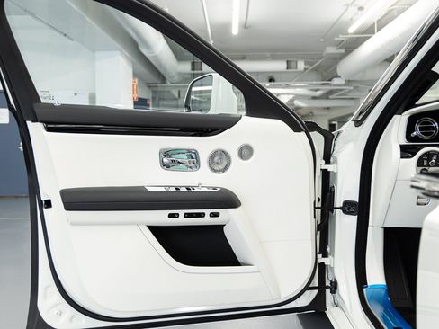 New 2027 Rolls-Royce Ghost Extended Wheelbase AWD/4WD image 37
