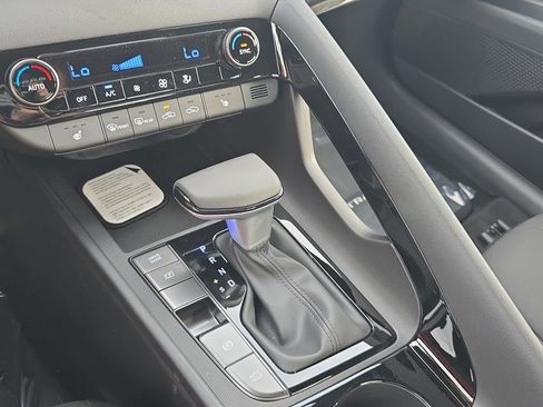 New 2026 Hyundai Elantra SEL Sport Premium FWD image 17