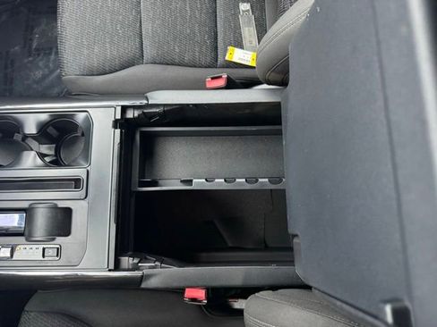 Used 2023 Ford F150 XLT AWD/4WD image 18