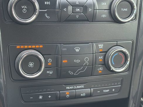 Used 2018 Ford Explorer 4WD image 22